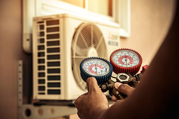 Professional Air Conditioning Service technician working in Salem, AR